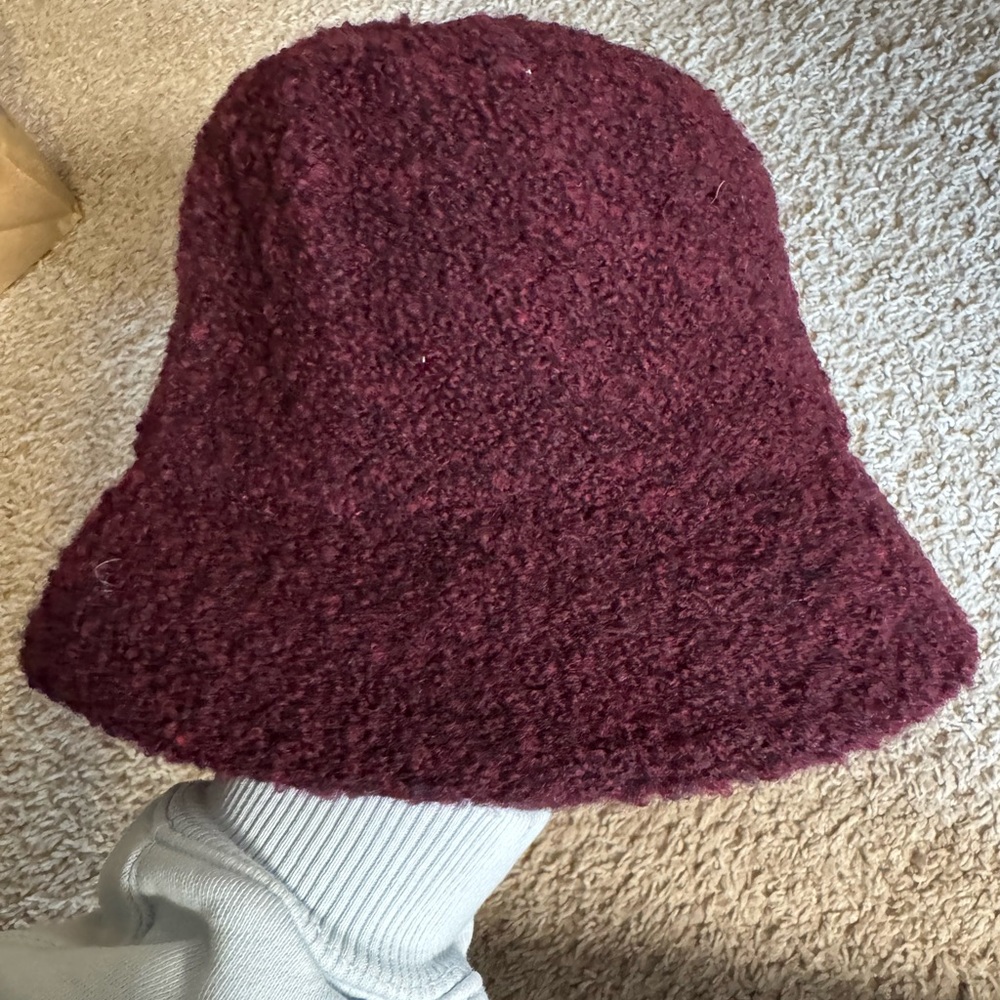 Liz Claiborne Maroon Textured Bucket Hat